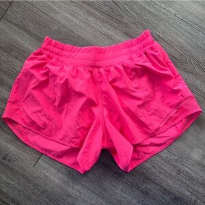 Lululemon Hotty Hot shorts size 6